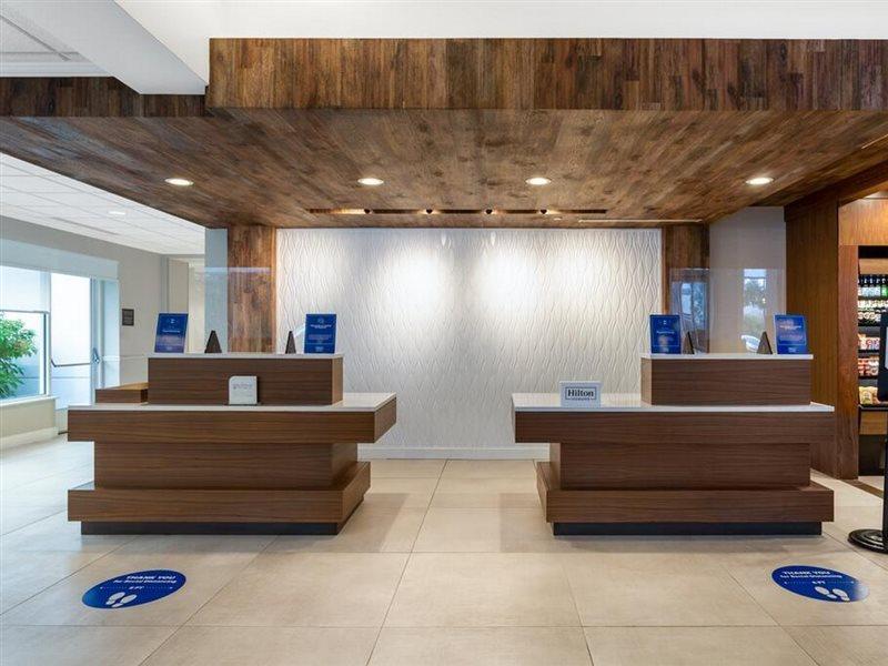 Hilton Garden Inn Islip/Macarthur Airport Ronkonkoma Exterior photo